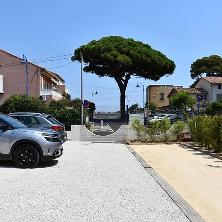 Restaurant Le Kalliste מלון 3*